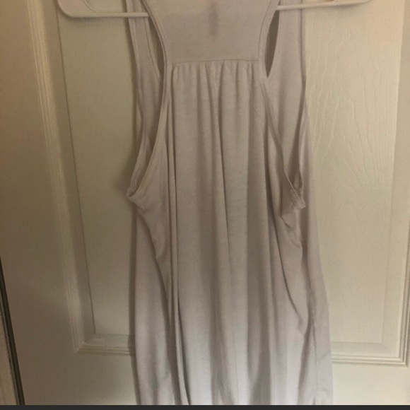 2 NWOT Tank tops - Picture 5 of 5